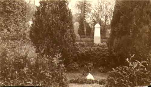 Tårbæk kirkegård